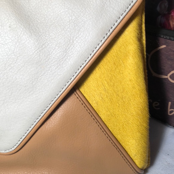 Banana Republic Clutch - Picture 5 of 8